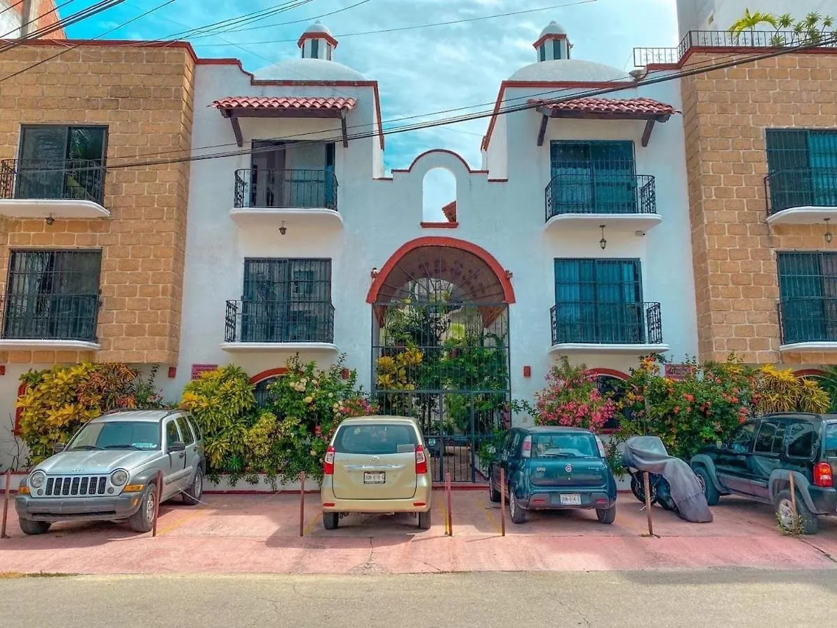 Apartment W/ Prime Location Mexican Colonial Style Playa del Carmen